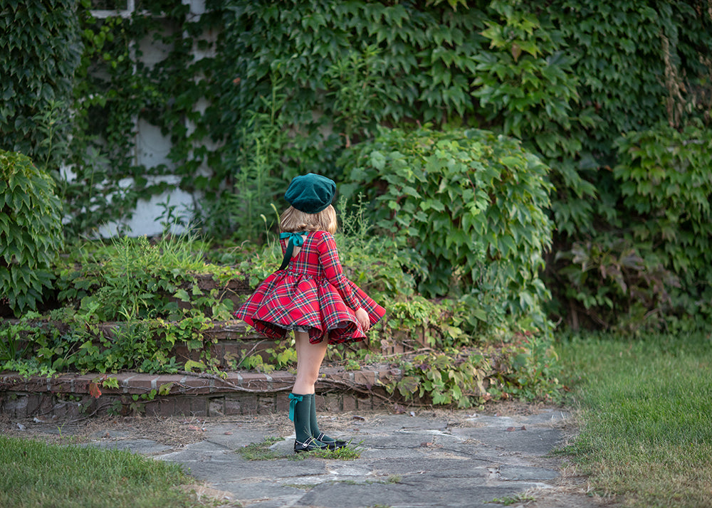 Enchanted Ivy - Meg Bitton Productions