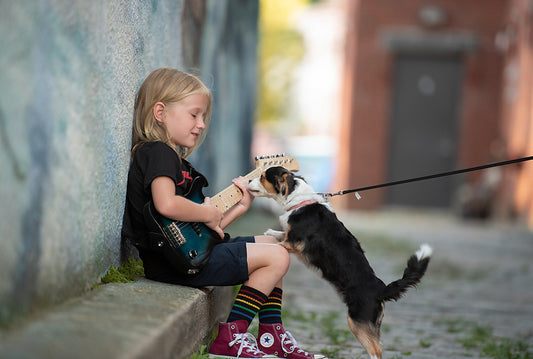 Guitar Puppy - Meg Bitton Productions