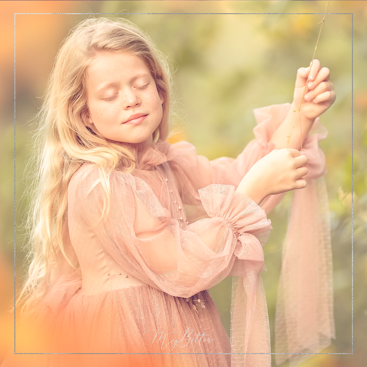 Magical Peachy Tones Action - Meg Bitton Productions