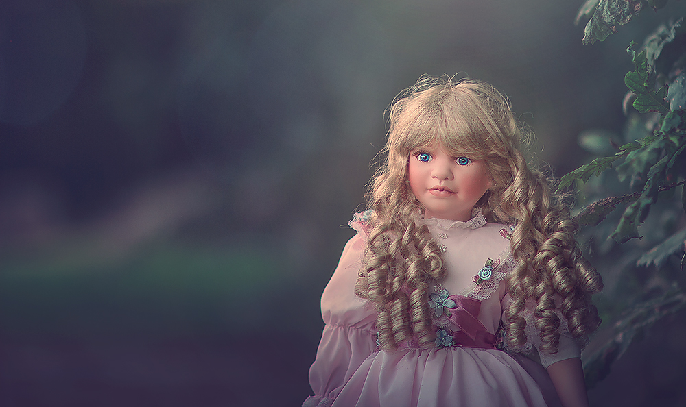 Pink Dolly - Meg Bitton Productions