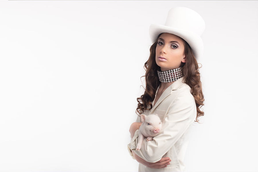 Pretty Piggy - Meg Bitton Productions