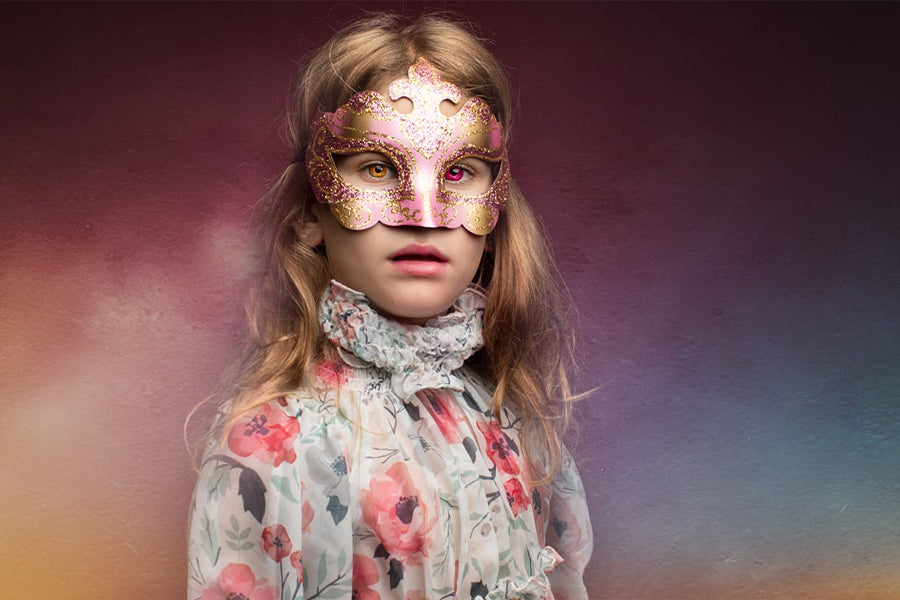 Simple Studio: Surreal - Meg Bitton Productions