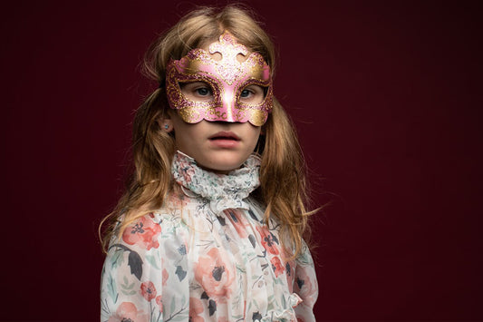 Simple Studio: Surreal - Meg Bitton Productions