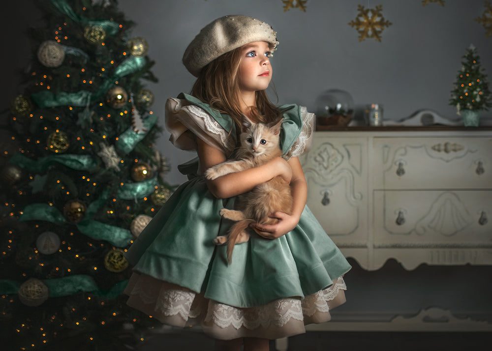 Twinkle - Meg Bitton Productions